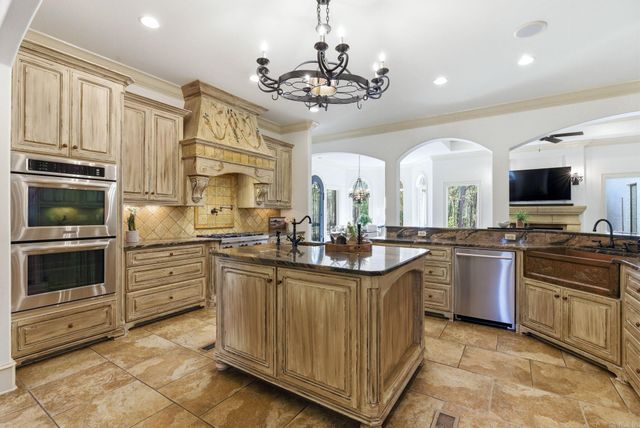 31 Cravache Court, Little Rock, AR 72223