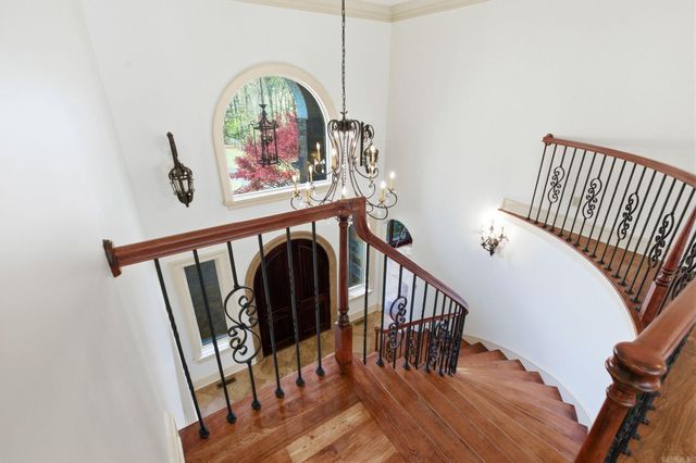 31 Cravache Court, Little Rock, AR 72223