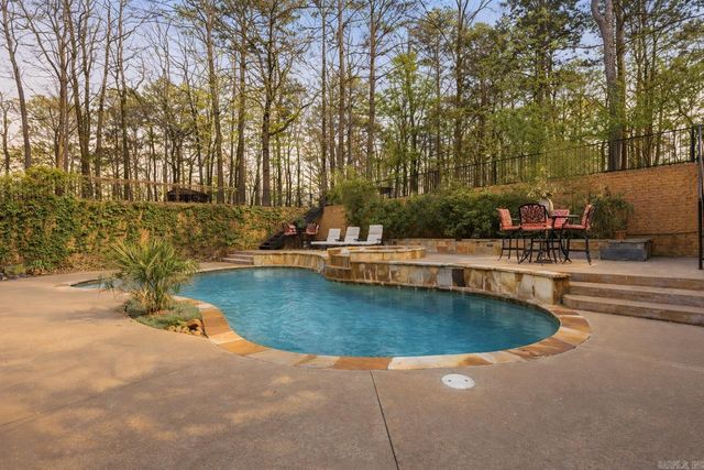 31 Cravache Court, Little Rock, AR 72223