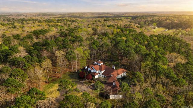 31 Cravache Court, Little Rock, AR 72223