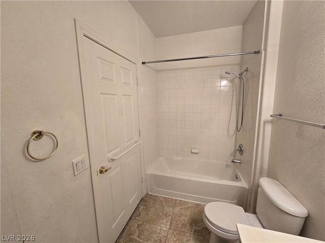3924 Quiet Pine Street 202, Las Vegas, NV 89108