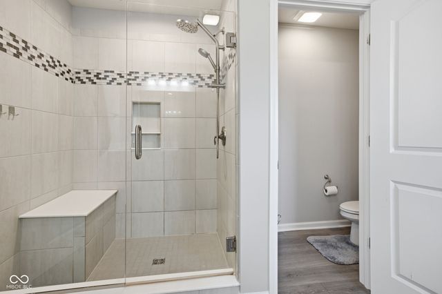 1906 Doncaster Drive, Avon, IN 46123