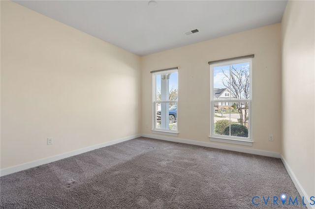 17531 Great Falls Cir, Moseley, VA 23120