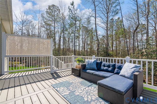 17531 Great Falls Cir, Moseley, VA 23120