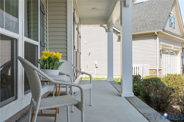 17531 Great Falls Cir, Moseley, VA 23120