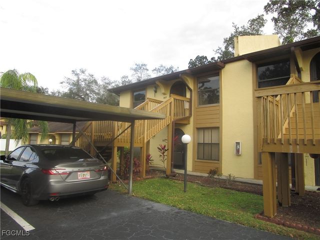 2027 Golfside Village DR, Lehigh Acres, FL 33936