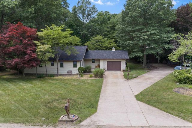 51565 Maplewood Drive, Elkhart, IN 46514