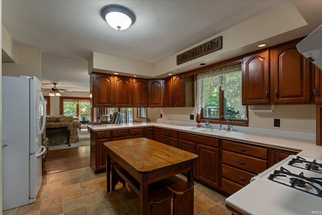 51565 Maplewood Drive, Elkhart, IN 46514