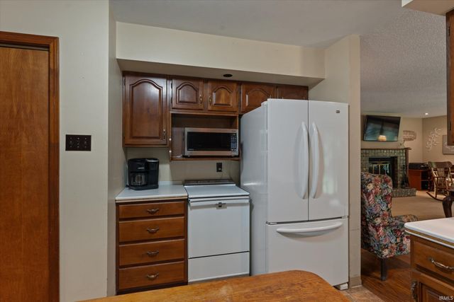 51565 Maplewood Drive, Elkhart, IN 46514
