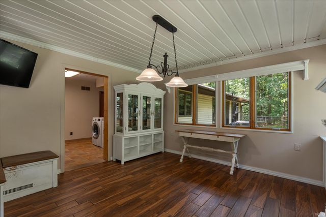 51565 Maplewood Drive, Elkhart, IN 46514