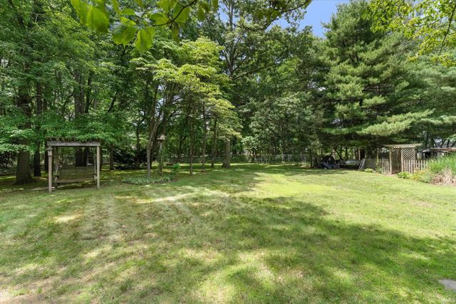 51565 Maplewood Drive, Elkhart, IN 46514
