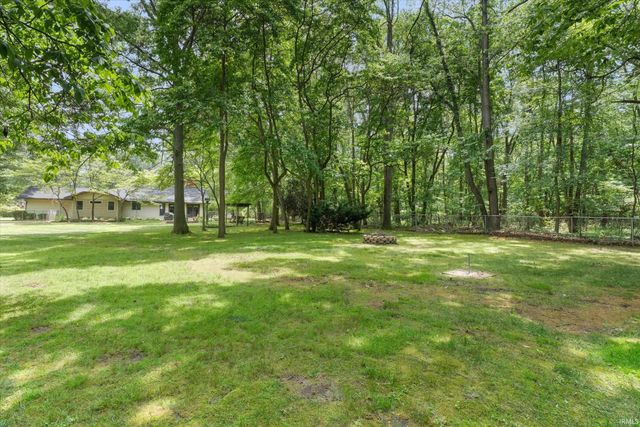 51565 Maplewood Drive, Elkhart, IN 46514