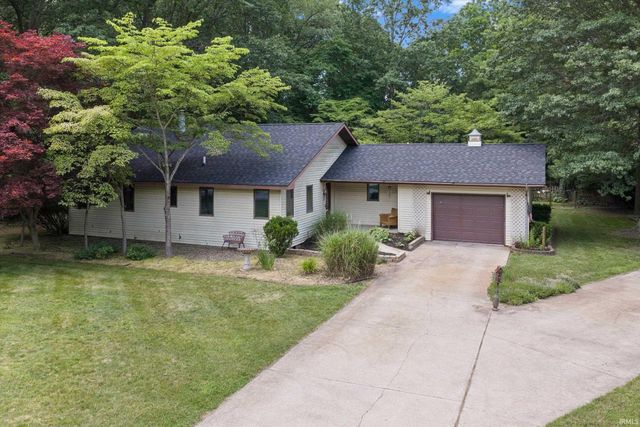 51565 Maplewood Drive, Elkhart, IN 46514