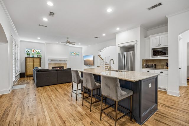 5914 Velasco Avenue, Dallas, TX 75206