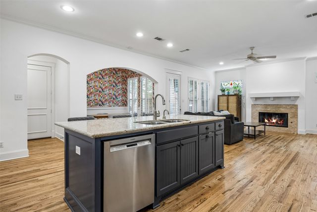 5914 Velasco Avenue, Dallas, TX 75206
