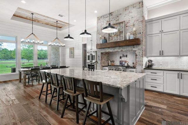 16027 Greenwell Springs-port Hudson Rd, Central, LA 70770