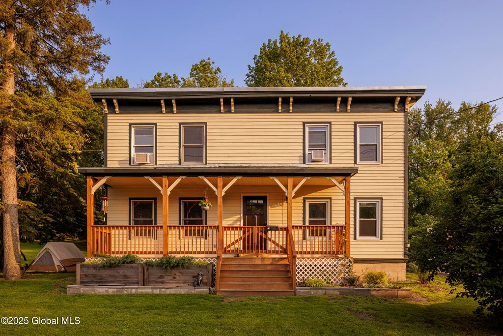 12 Mill Street, Chatham, NY 12037
