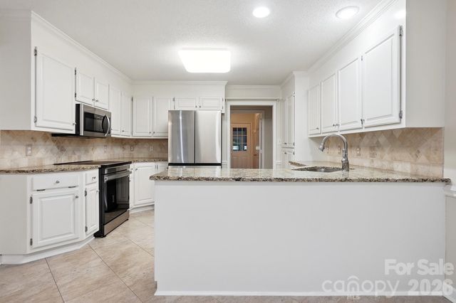 1506 Village Court, Gastonia, NC 28054