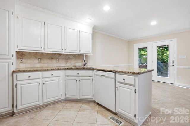 1506 Village Court, Gastonia, NC 28054