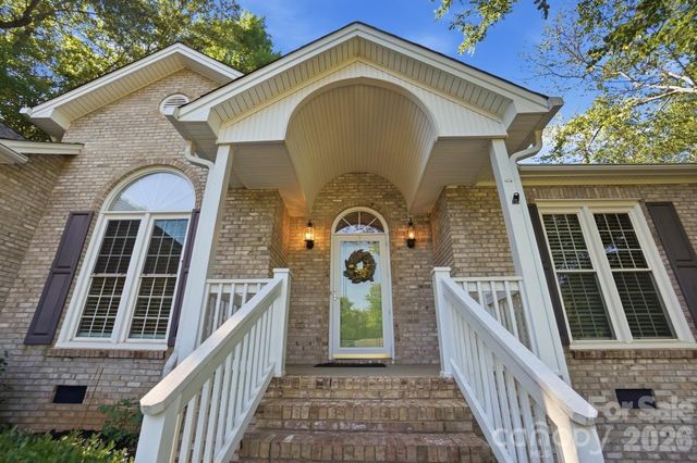 1506 Village Court, Gastonia, NC 28054