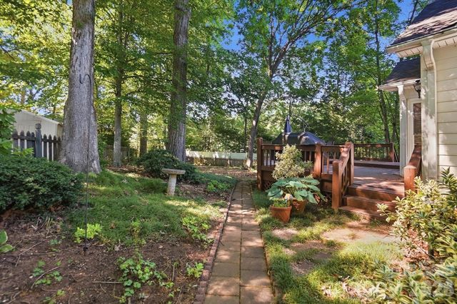 1506 Village Court, Gastonia, NC 28054