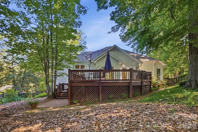 1506 Village Court, Gastonia, NC 28054