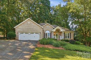 1506 Village Court, Gastonia, NC 28054