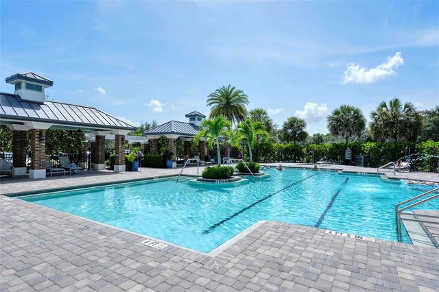 7407 SEA ISLAND LANE, Bradenton, FL 34201