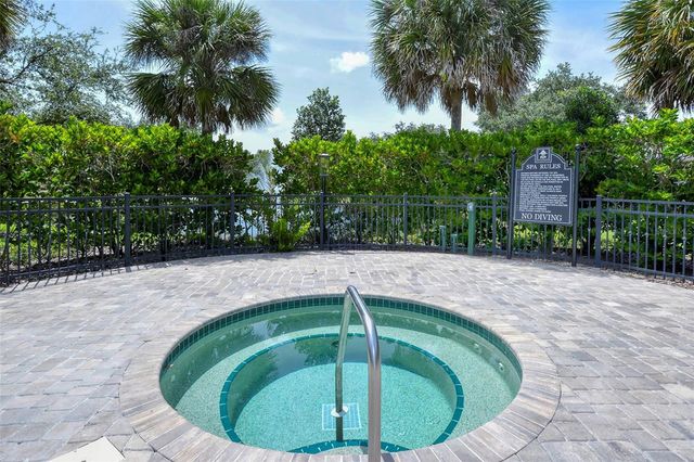 7407 SEA ISLAND LANE, Bradenton, FL 34201