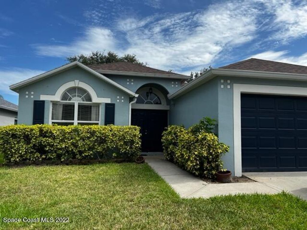 4077 Four Lakes Drive, Melbourne, FL 32940