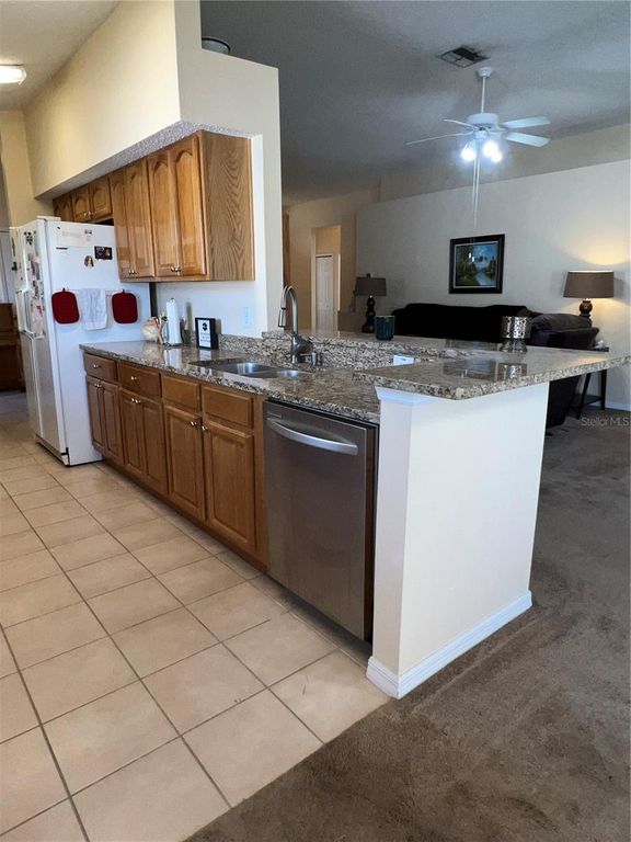 Image 12 of property listing at 387 TAVERNIER CIRCLE, Oldsmar, FL 34677