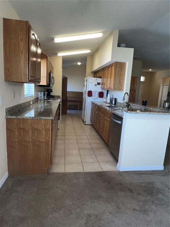 Image 13 of property listing at 387 TAVERNIER CIRCLE, Oldsmar, FL 34677