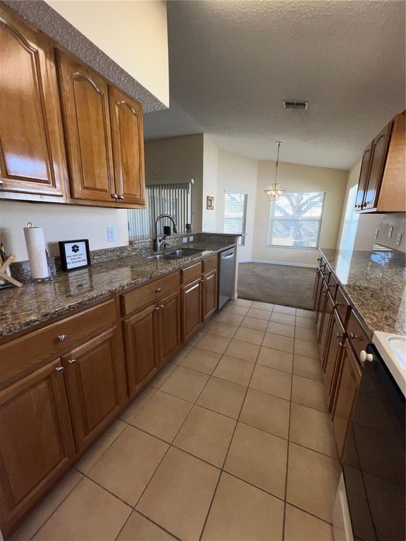 Image 16 of property listing at 387 TAVERNIER CIRCLE, Oldsmar, FL 34677