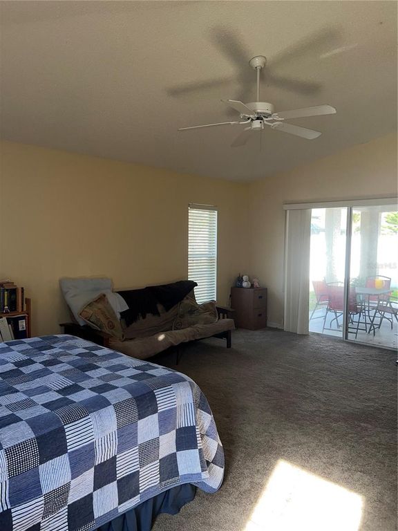 Image 20 of property listing at 387 TAVERNIER CIRCLE, Oldsmar, FL 34677