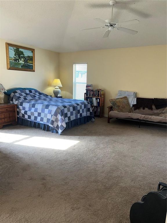 Image 22 of property listing at 387 TAVERNIER CIRCLE, Oldsmar, FL 34677