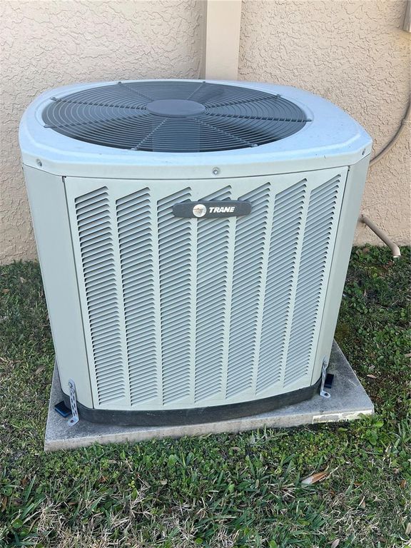 Image 45 of property listing at 387 TAVERNIER CIRCLE, Oldsmar, FL 34677