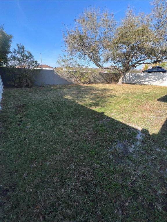 Image 53 of property listing at 387 TAVERNIER CIRCLE, Oldsmar, FL 34677