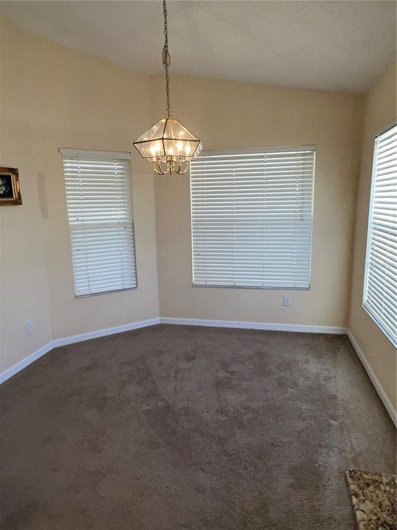 Image 10 of property listing at 387 TAVERNIER CIRCLE, Oldsmar, FL 34677