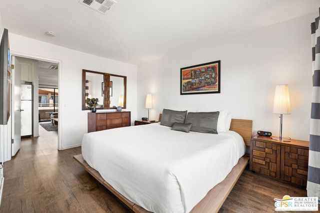 470 S Calle Encilia B15, Palm Springs, CA 92262