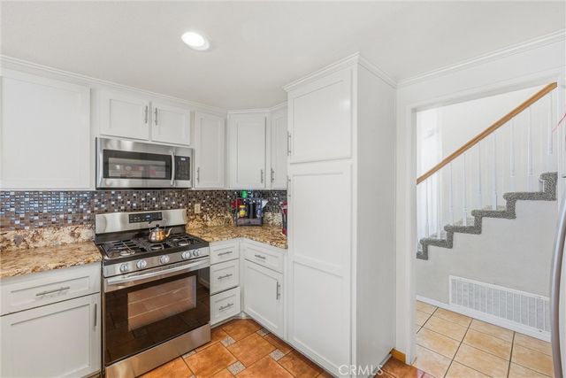 10696 Opal Ave, Redlands, CA 92374