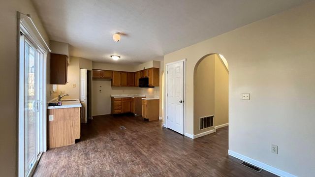 108 Camden Lane, Delaware, OH 43015