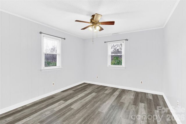 6716 Navajo Trail, Sherrills Ford, NC 28673