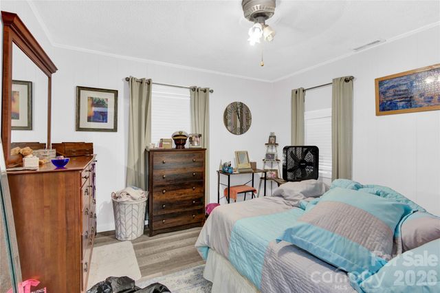 6716 Navajo Trail, Sherrills Ford, NC 28673