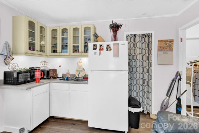 6716 Navajo Trail, Sherrills Ford, NC 28673