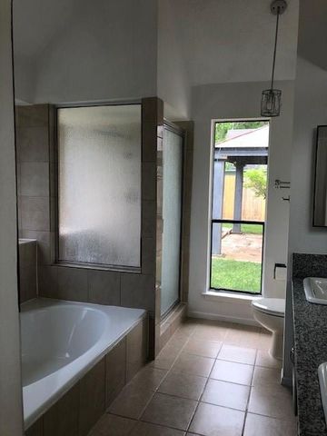 16802 Tranquil Drive, Sugar Land, TX 77498