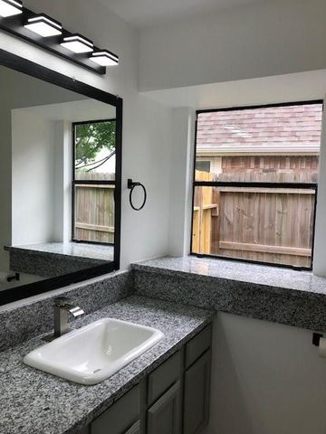 16802 Tranquil Drive, Sugar Land, TX 77498