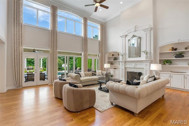 12955 Sunset Bluff Court, Sunset Hills, MO 63127