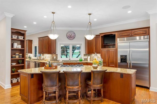 12955 Sunset Bluff Court, Sunset Hills, MO 63127