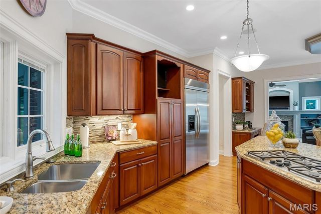 12955 Sunset Bluff Court, Sunset Hills, MO 63127