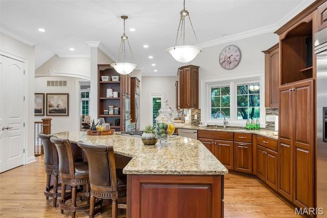 12955 Sunset Bluff Court, Sunset Hills, MO 63127